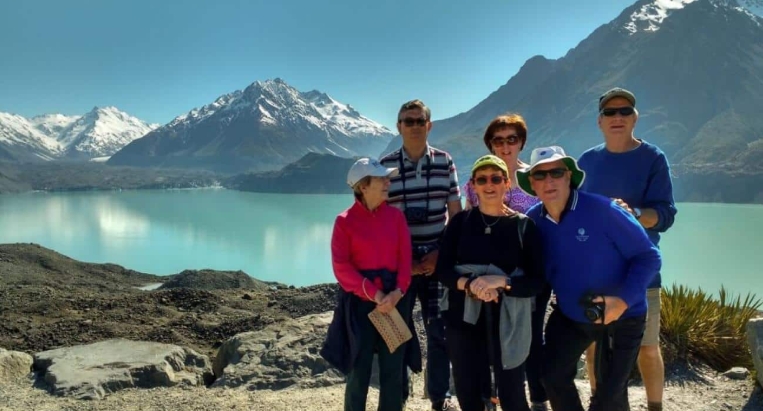 mt cook glacier walk