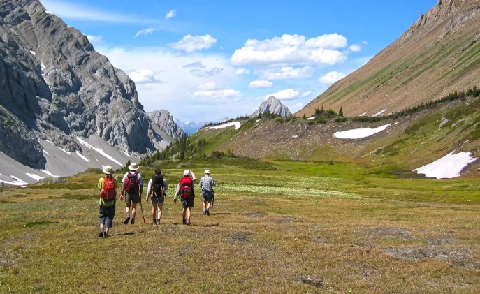 hiking treks