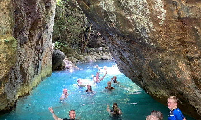 leona waterfall hike