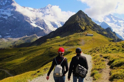 hike in himalayas