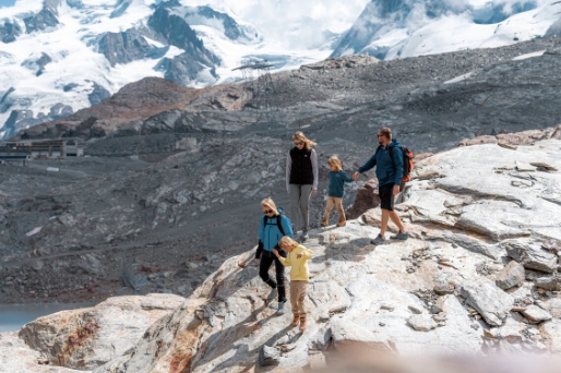 glacier hiking trails