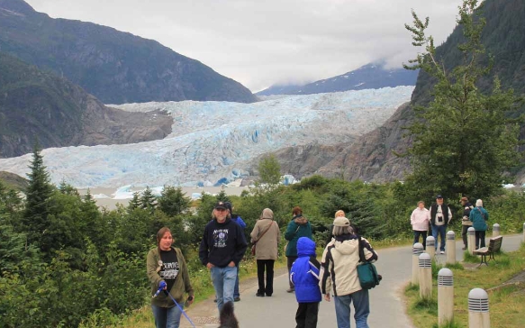 mendenhall glacier hiking trails